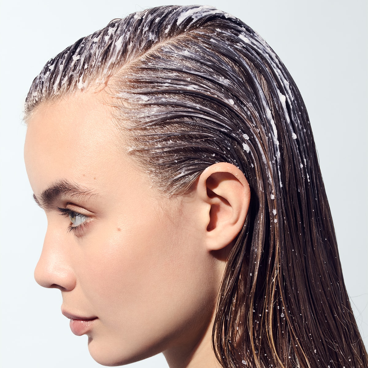 Solution Cuir Chevelu Gommage lavant purifiant